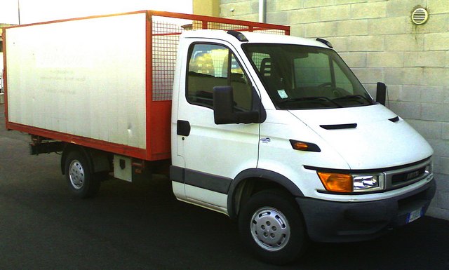 Potenziata la rete di raccolta rifiuti con 3 nuovi autocarri